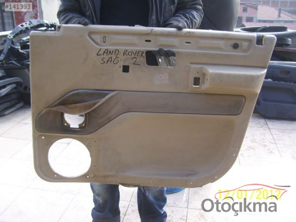 LAND ROVER SAĞ ÖN KAPI DÖŞEMESİ ÇIKMA PARÇA 