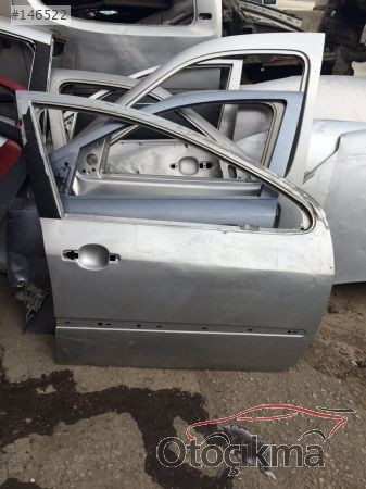 Pejo 307 sağ ön kapı çıkma