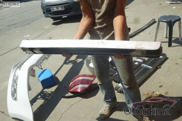 2002-2005 A4 SAĞ ÖN KAPI ÇITASI AUDI ÇIKMA PARÇA 