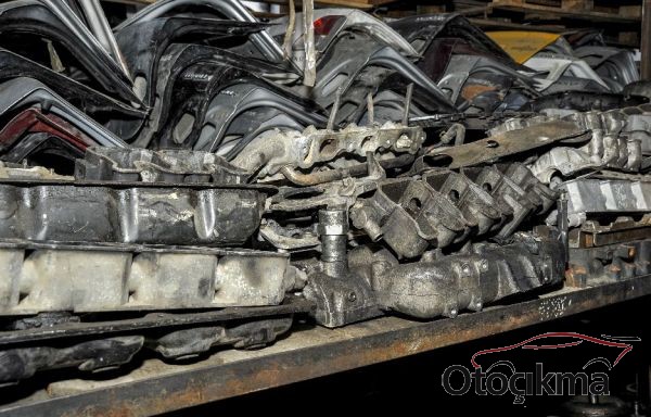 JEEP ÇIKMA MOTOR ÜST KAPAĞI