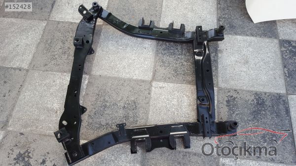 dacia duster çıkma motor beşiği