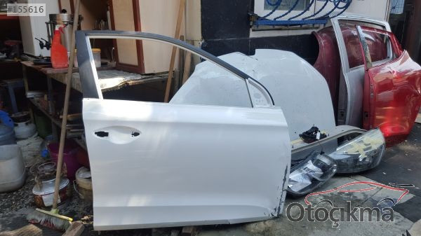 hyundai i20 çıkma sag ön kapı