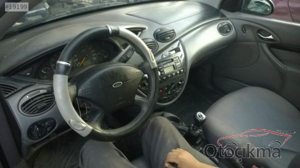 FORD  FOCUS  DOLU TORPİDO ÇIKMA