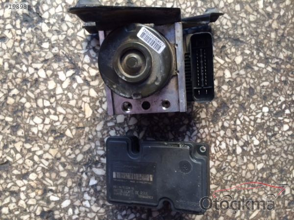 peugeot 206  abs beyni bulunur....................