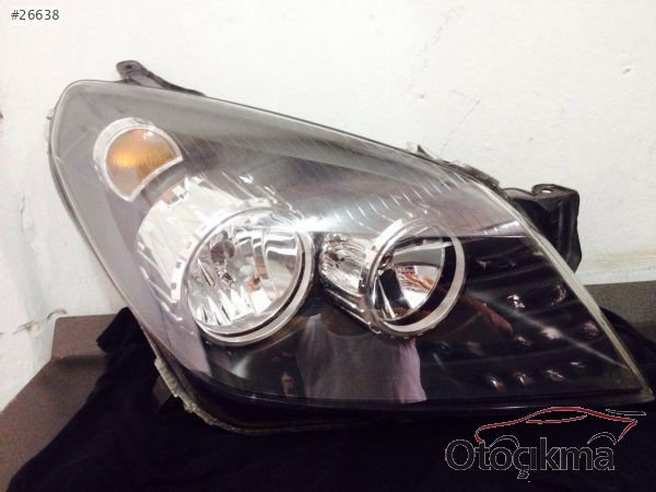 OPEL ASTRA H SAĞ FAR ÇOK TEMİZ