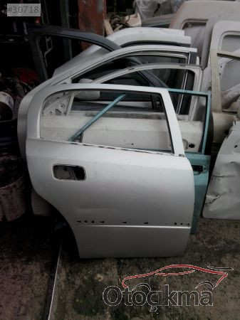 ÇIKMA OPEL ASTRA G SAĞ ARKA 