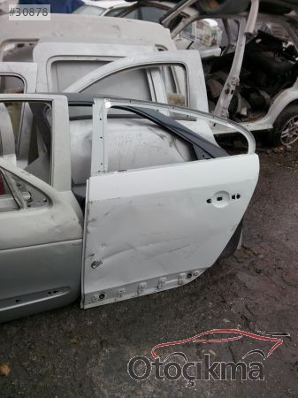 ÇIKMA FLUENCE SOL ARKA KAPI
