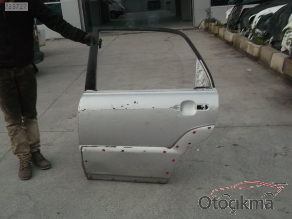 KİA SPORTAGE SOL ARKA KAPI