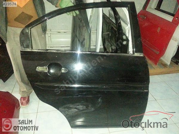 hyundai era çıkma sağ arka kapı