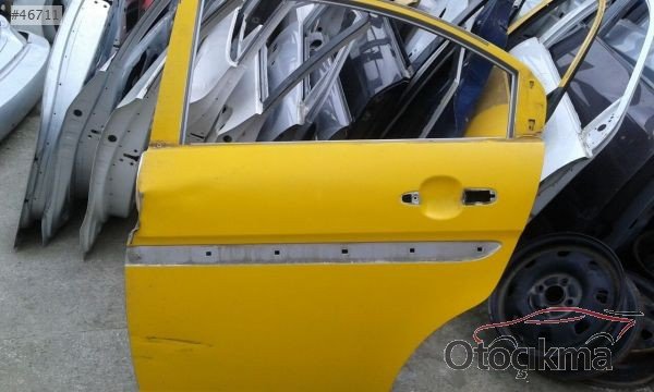 cıkma hyundai accent era sol arka kapı
