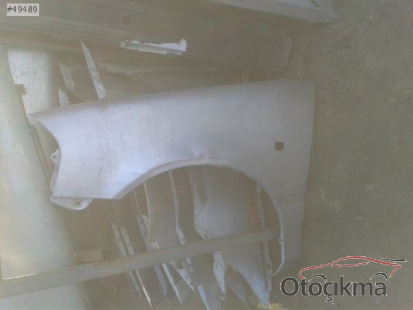 suzuki swift sol çamurluk 2002