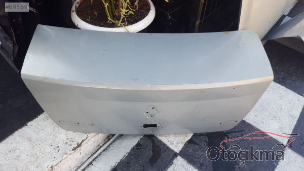 reno clio çıkma arka kaput