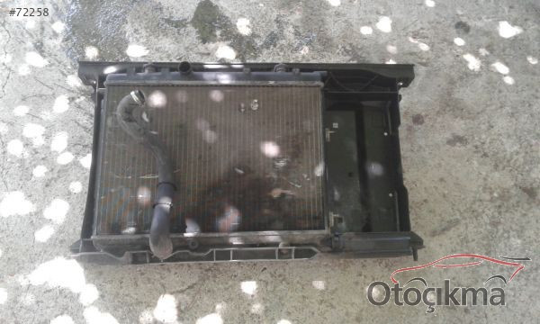 Peugeot 307 su radyatörü