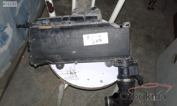 PEUGEOT 307 1.4 HDİ HAVA FİLİTRE KAZANI ÇIKMA