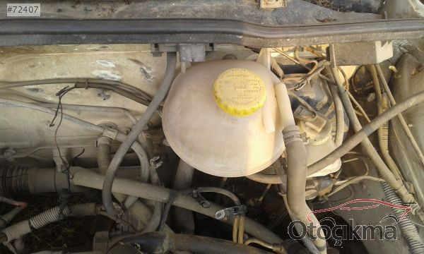 Opel combo yedek su deposu