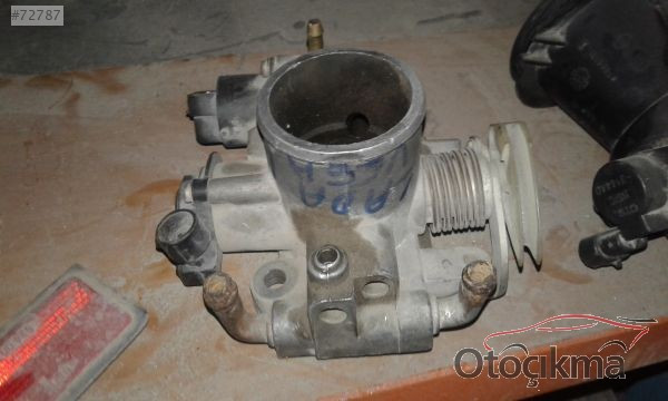 Lada vega 1.5 gaz kelebeği