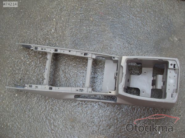 KIA SORENTO ORTA KONSOL