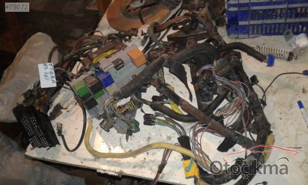 Opel tigra motor içi tesisatı