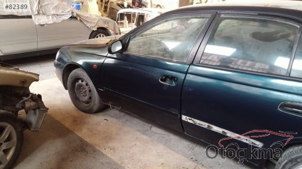 toyota carina çıkma sol ön kapı