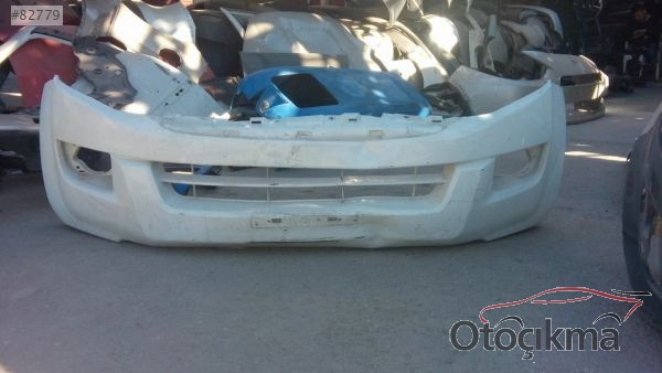 Isuzu D MAX ön tampon