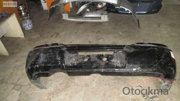 subaru lmpreza  arka  tampon