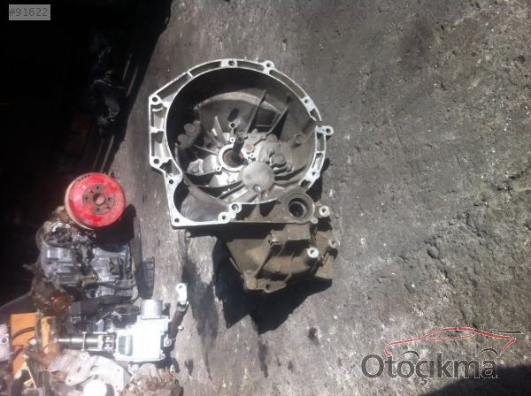 2000 BIN  MODEL FORD FOCUS MANUEL ŞANZIMAN  