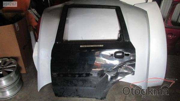 subaru forester sol arka kapı