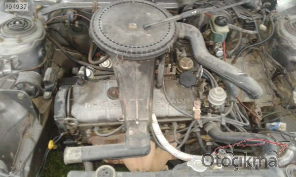 Mazda 323 yarım motor