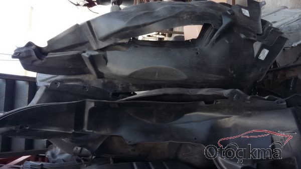 TOYOTA CELİCA ÇIKMA DAVLUMBAZLAR