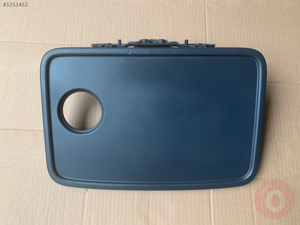 CADDY GOLF TİGUAN ALHAMBRA KOLTUK RAFI 1T0881861E 82V da