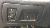 peugeot 607 çıkma far ayar düğmesi ve çerçevesi