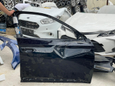 Skoda super b sag ön kapı siyah renk