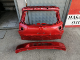 RENAULT CLİO SW 2013-2019 KIRMIZI ARKA BAGAJ SPOILER