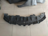 Mercedes CLA W117 W116 Tampon Alt Muhafaza A1768850236