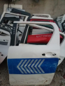 Toyota helüx sol arka kapı
