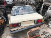 Nissan Sunny CD17 arka cam 1985-1987