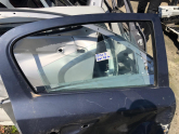 Opel Corsa D Sağ Arka Kapı Camı hatasız orjinal çıkma