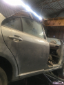 Toyota avensis sağ arka kapı