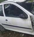 peugeot 206 çıkma sağ ön tek kapı