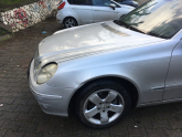 MERCEDES E220 SOL ÖN ÇAMURLUK ÇIKMA ORJİNAL PARÇA