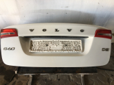 Volvo S 60 beyaz orjinal çikma bagaj kapagi