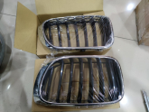 BMW X3 F25 Sağ Sol Izgara Böbrek 51117338572 51117338571