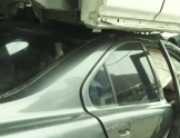 2001 VOLVO ÇIKMA SAĞ KELEBEK CAMI.