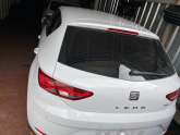 2017 seat leon beyaz arka kasa