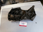 RENAULT MEGANE 1.6 ALTERNATÖR BRAKETİ 7700273712