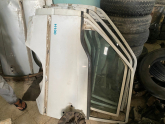 MİTSUBİSHİ L 300 SOL ÖN KAPI ORİJİNAL ÇIKMA TEMİZ