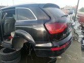 AUDİ Q7 SOL ARKA KELEBEK CAMI NİKELAJLI CAM Q7 ORJİNAL