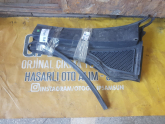Volkswagen Passat B8 Ön Cam Izgarası Hatasız Orjinal Çıkma
