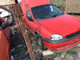 Opel combo sağ sol kapı kaput çamurluk kasa parçaları