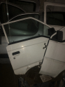 Mitsubishi l300 cıkma sağ ön kapı beyaz renk